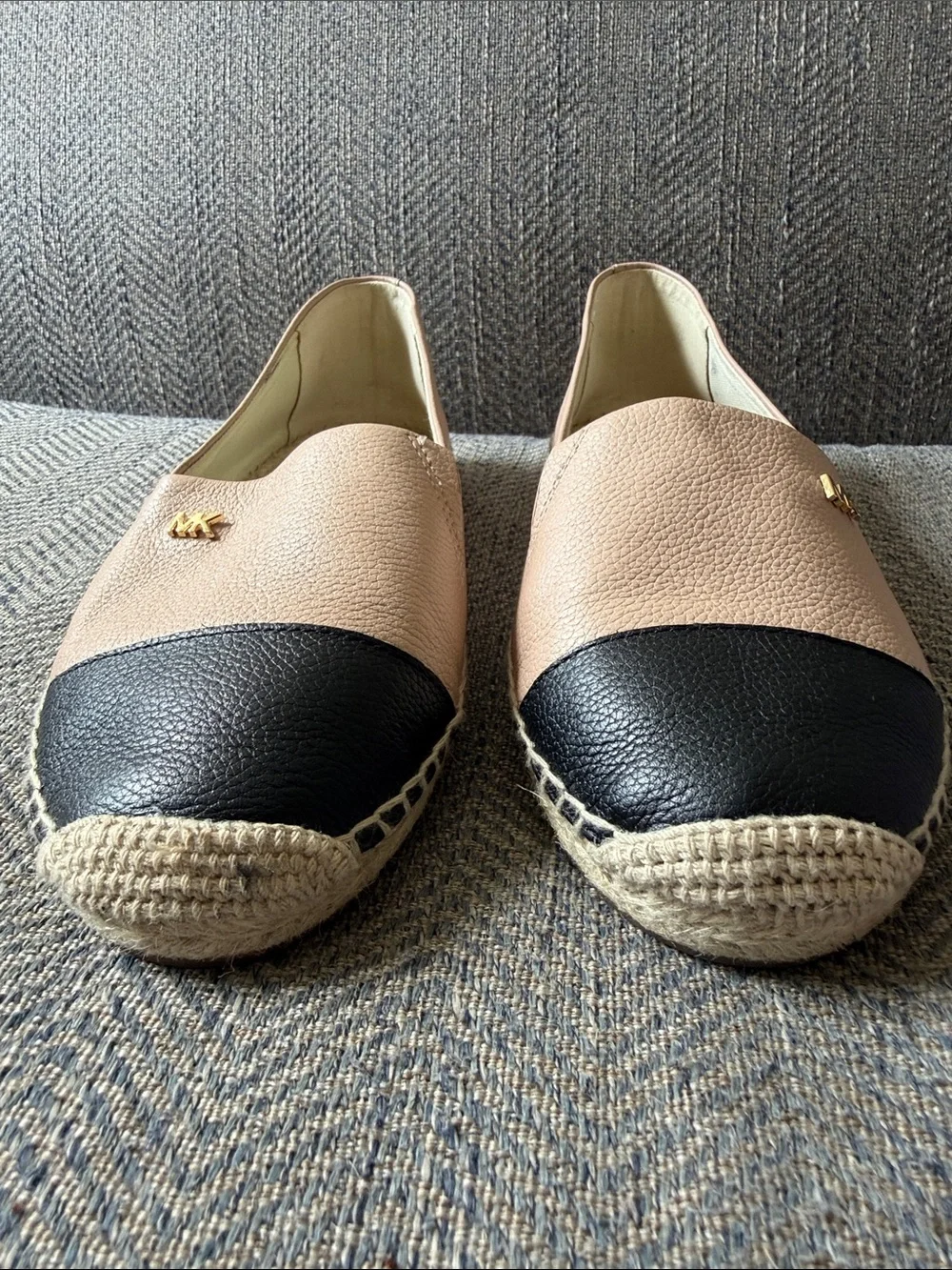 Michael Kors Kendrick Slip On colorblock leather Espadrille Oyster flats 6.5